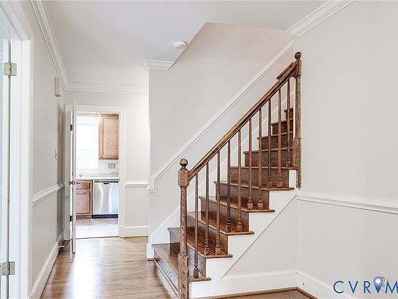 5th image of 3924 Belspring Rd