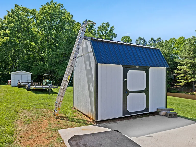 3010 Eaker Dr — Photo 43