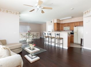7185 S Durango Dr Unit 201, Las Vegas, NV 89113
