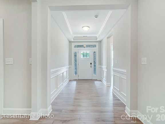 4th image of 116 Swing Ln