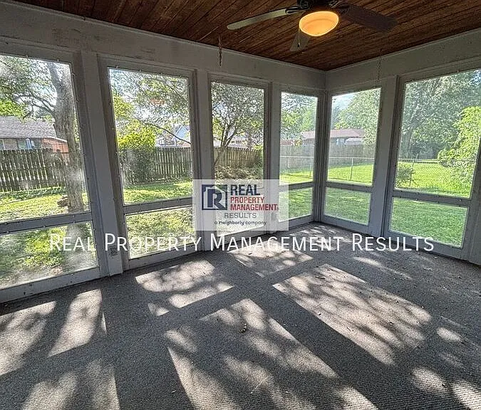 1916 N Iroquois Dr — Photo 17