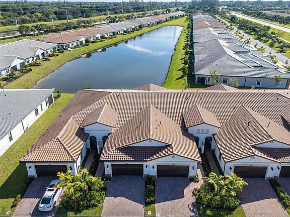 2nd image of 8326 W Blue Spring Drive