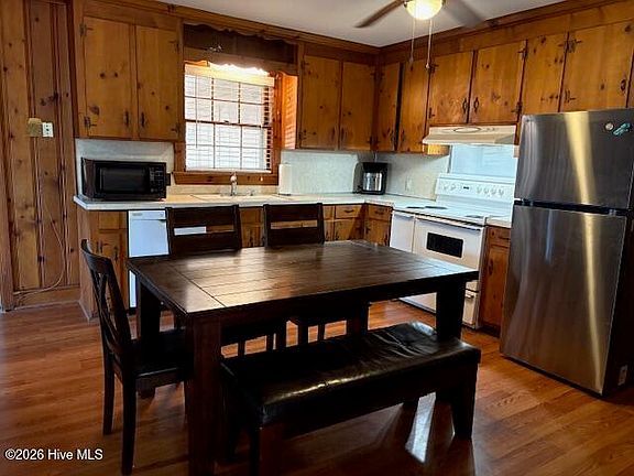 4th image of 208 Delane Drive