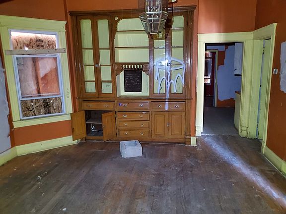 4th image of 2727 S Keeler Ave