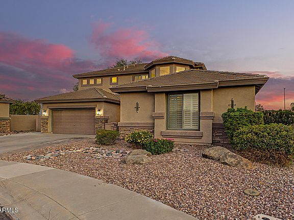 4th image of 3911 E JAGUAR Avenue