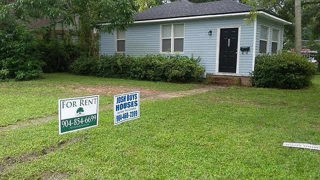 1st image of 3304 Sylvia St