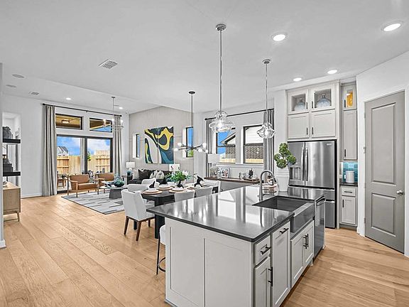 The Conroe - Kitchen