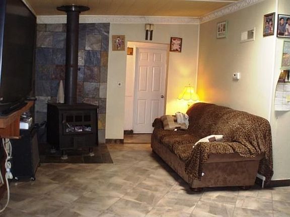 4th image of 288 Burlington Dr