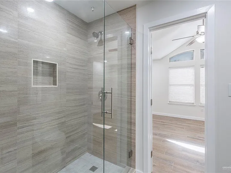 4207 San Daniel — Photo 10