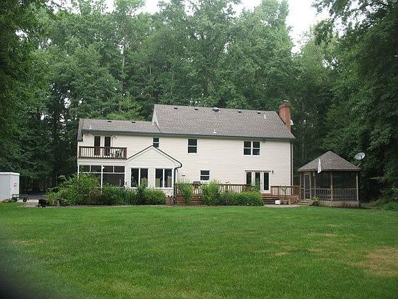 4th image of 609 Water Oak Ct
