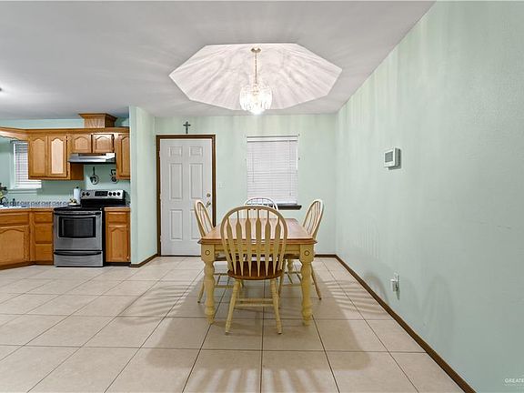 4th image of 678 Quail Hollow St