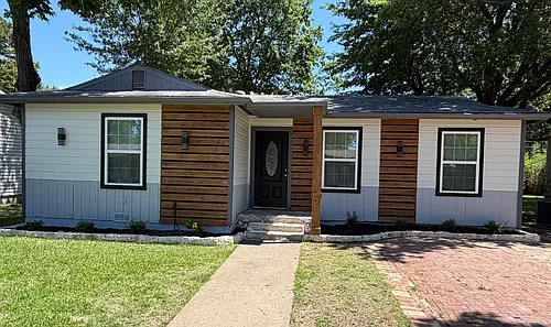 231 Elm St Photo 1