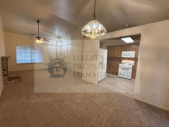 3rd image of 2719 Blackwood Ct