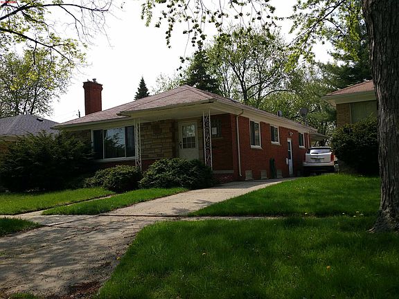 4th image of 24091 Eastwood Ave