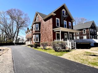 32 Barnum St, Taunton, MA 02780
