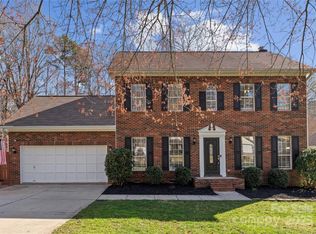 3017 Laurelwood Dr, Matthews, NC 28105