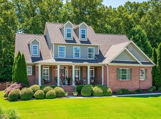 8134 Trout Lily Dr, Ooltewah, TN 37363