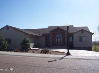 527 S Pioneer Trl, Snowflake, AZ 85937
