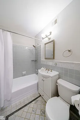 Rented by Brown Harris Stevens | media 15