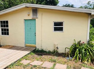 1811 S Oak St #B, Seffner, FL 33584