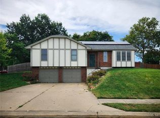 4002 E Haverill Dr, Saint Joseph, MO 64506