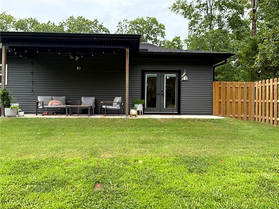 5th image of 15 Exminster Ln