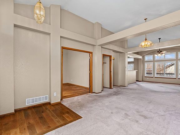5th image of 15731 W 64th Pl