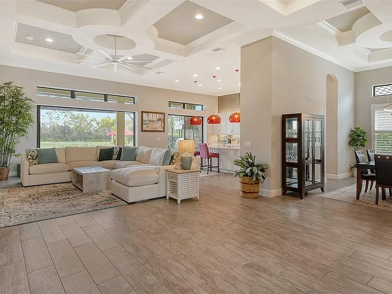 4735 Cabreo Ct — Photo 8