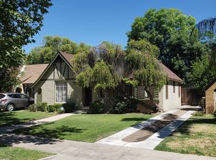 1027 E Vassar Ave, Fresno, CA 93704