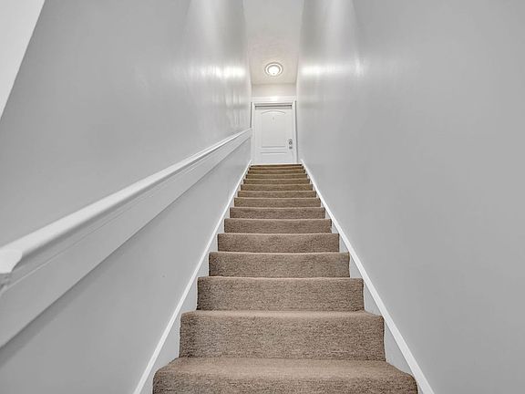 2nd image of 645 N College Ave APT 2