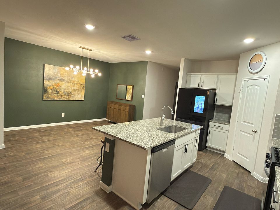 Gorgeous Modern home with many high end upgrades, light fixtures, & Appliances included~