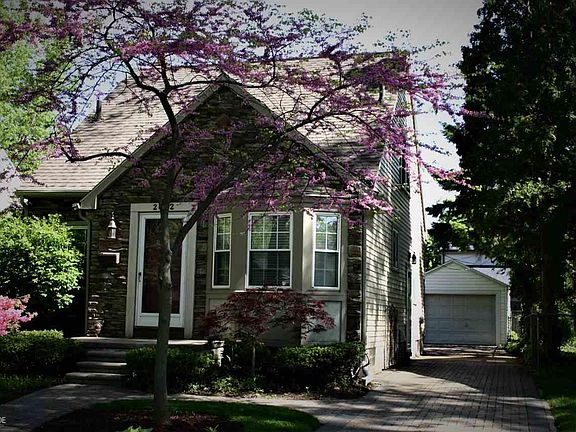 2nd image of 2082 Brys Dr