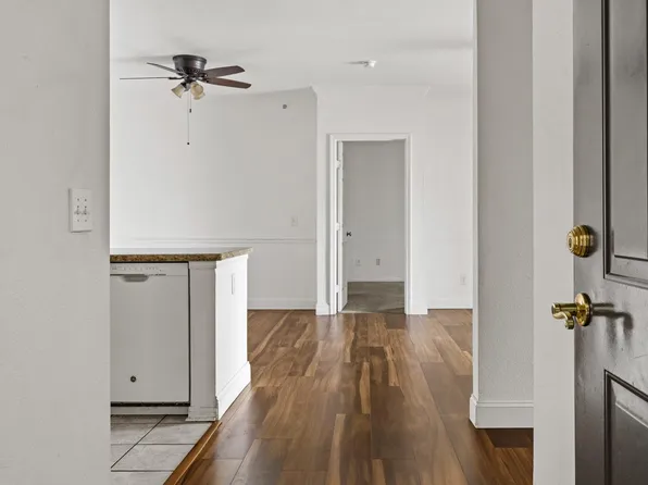701 Gibson Dr APT 1123, Roseville, CA 95678