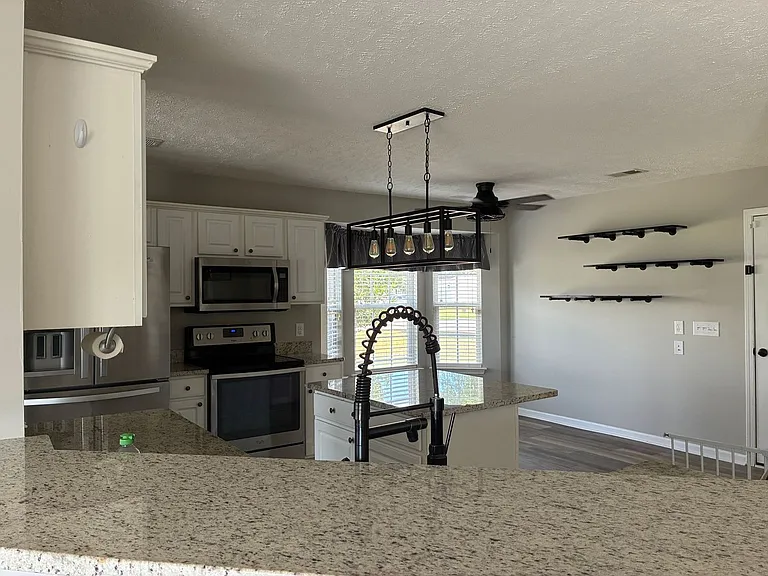 4640 E Walkerton Rd — Photo 3