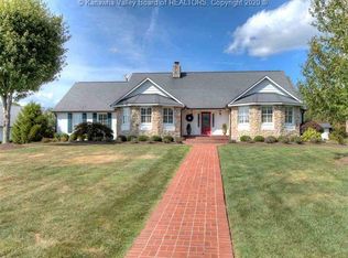 1837 Sunset Vw, Milton, WV 25541