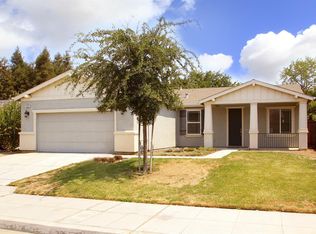 1922 N Forestiere Ave, Fresno, CA