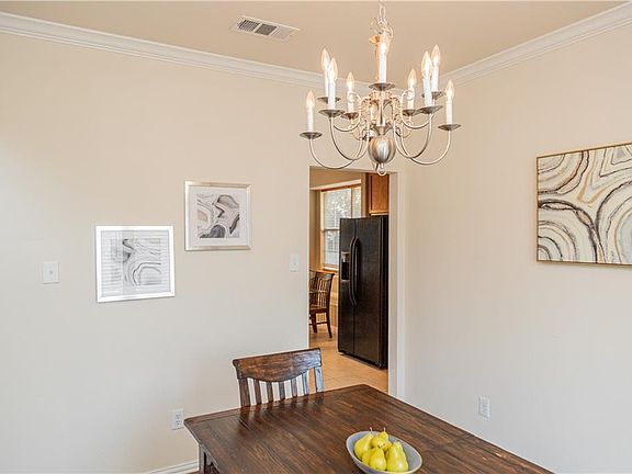 5th image of 5000 Spicewood Dr