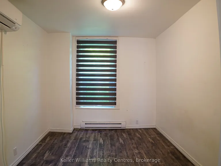 726 Berford St — Photo 20