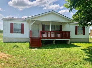 205 Crestfield Dr, Pleasanton, TX 78064