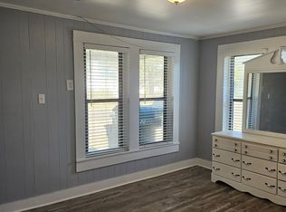 105 W Larkin I Smith Dr, Poplarville, MS 39470