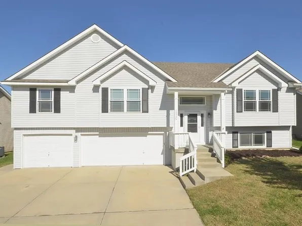 12905 Ridgeview Dr, Platte City, MO 64079