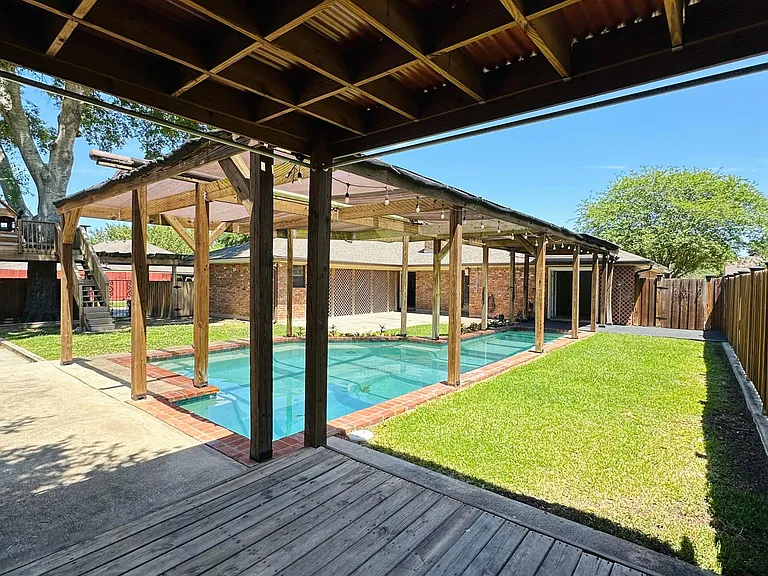 402 Quail Dr — Photo 8