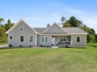 6 Turnpike Rd, Somers, CT 06071