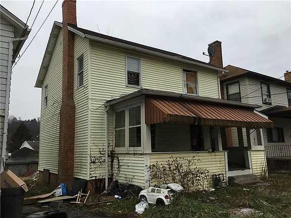 2nd image of 106 Carroll St
