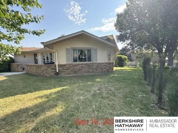 6625 S 129th St, Omaha, NE 68137