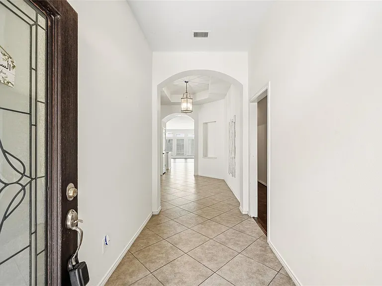 3802 Windmill Links Dr — Photo 4
