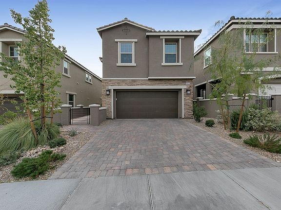 4th image of 10415 Skye Canyon Falls Ave