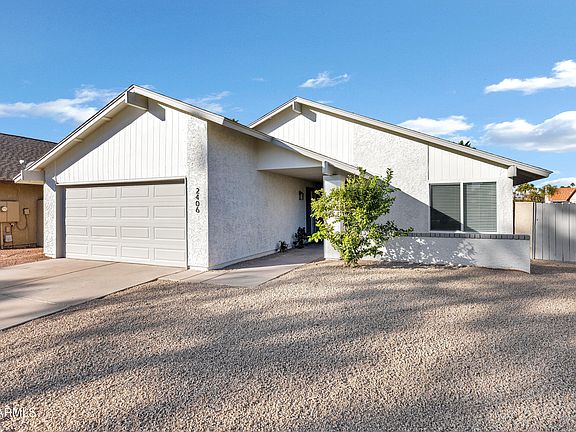 4th image of 2406 W LOS LAGOS Vista