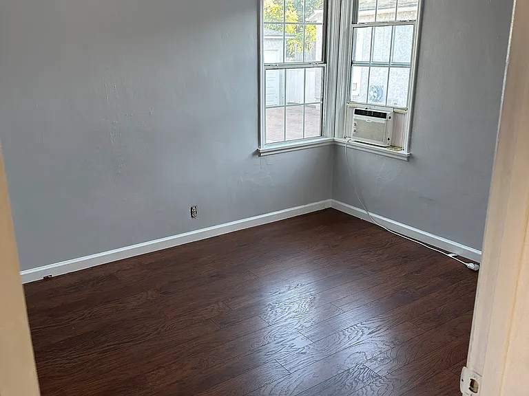2530 Termino Ave — Photo 13