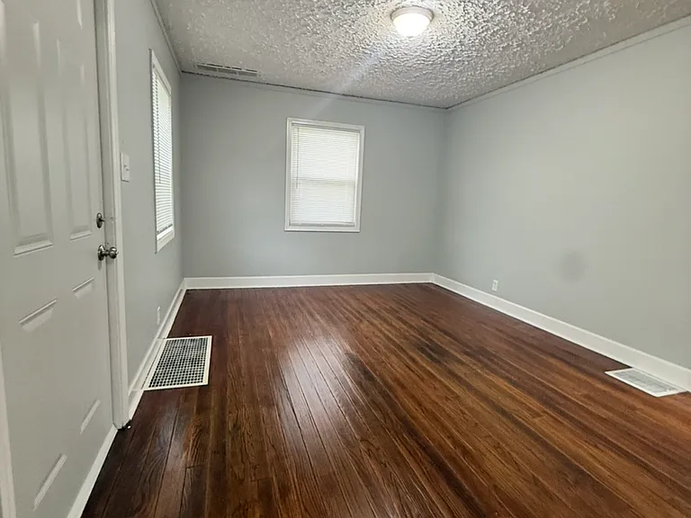 4180 Millersville Rd — Photo 9